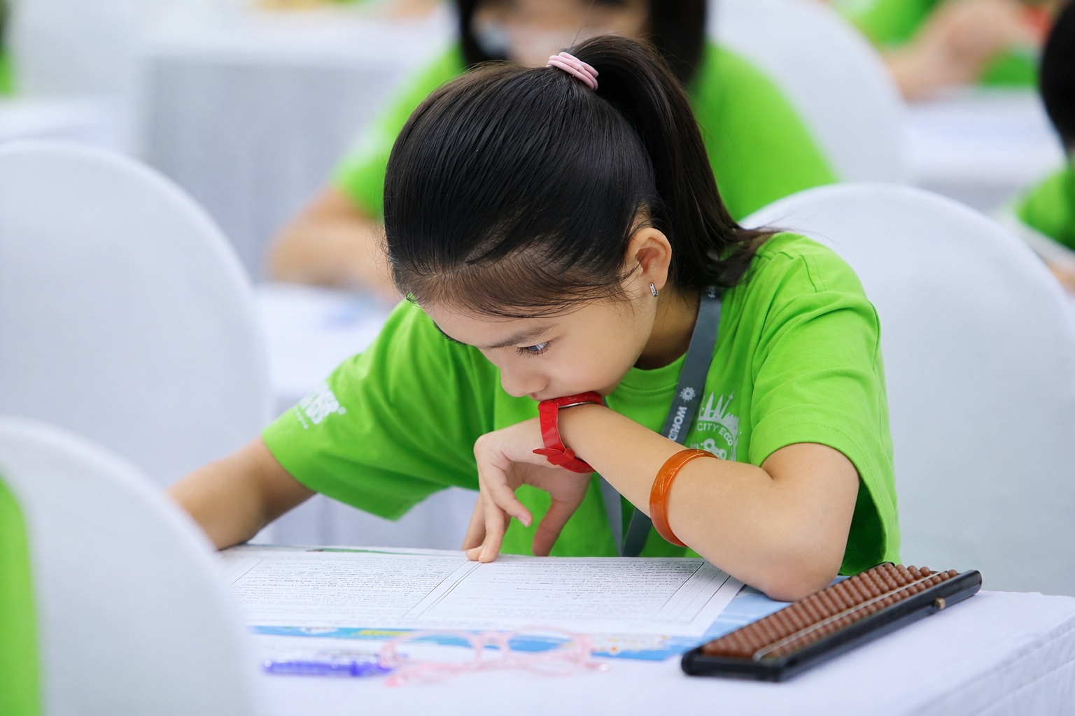 Children learning at SuperMind
